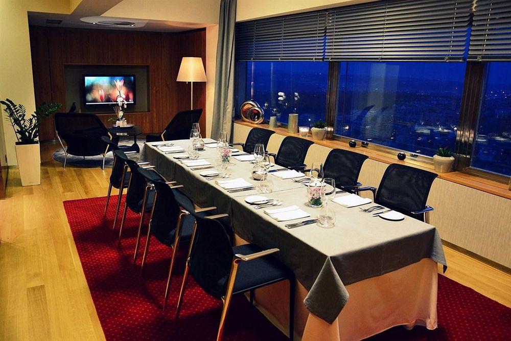 One Room Hotel Praga Exterior foto